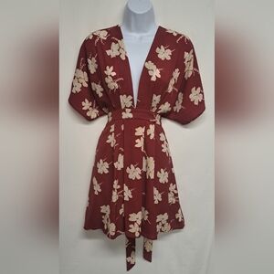 Med Floral Tunic Top Tie Back Tie Neck Plunge V Neck & Back Lined Bat Sleeve